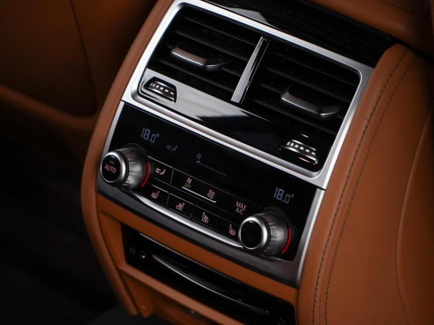 BMW 7 серии VI (G11/G12) Рестайлинг Москва  - изображение 16