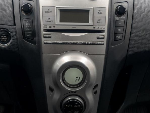 Toyota Yaris II с пробегом 2008 года, цена 549 900 рублей, 168000 км, хэтчбек, Автокод Объявления