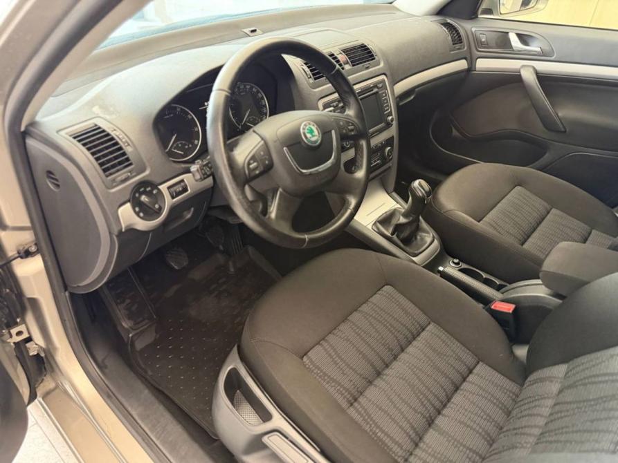 Skoda Octavia II (A5) Рестайлинг Ярославль  - изображение 5
