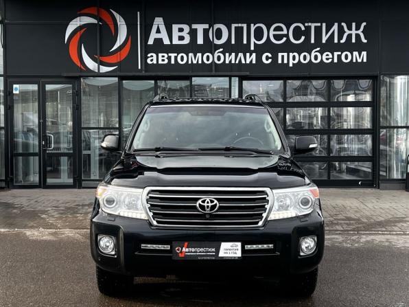 Toyota Land Cruiser 200 Series Рестайлинг 1 с пробегом 2013 года, цена 3 429 000 рублей, 259356 км, внедорожник, Автокод Объявления