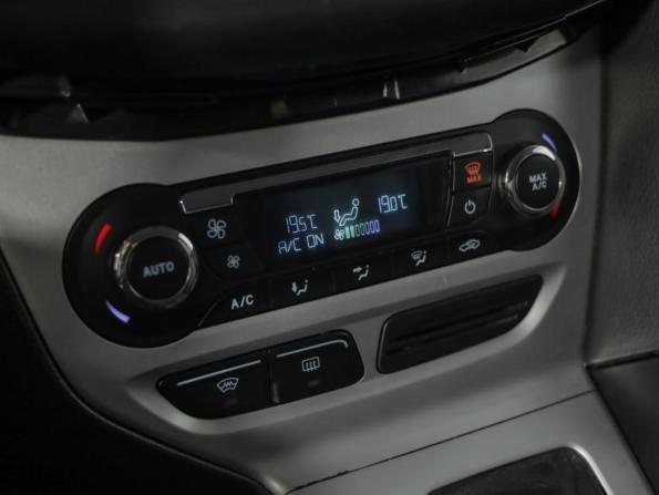 Ford Focus III с пробегом 2013 года, цена 749 900 рублей, 160229 км, седан, Автокод Объявления