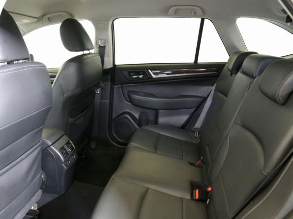 Subaru Outback V с пробегом 2015 года, цена 1 925 000 рублей, 196750 км, универсал, Автокод Объявления