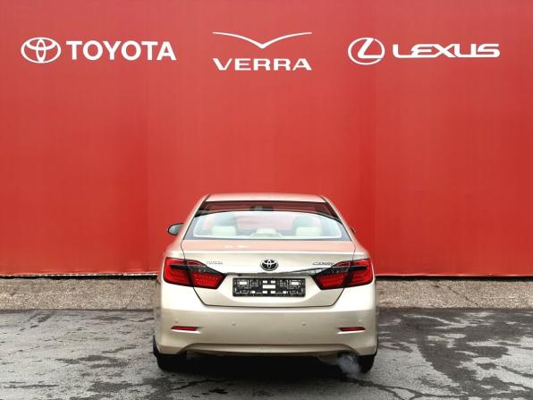 Toyota Camry VII (XV50) с пробегом 2012 года, цена 1 575 000 рублей, 240000 км, седан, Автокод Объявления