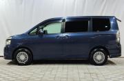 Toyota Voxy II (R70) Нижневартовск  - изображение 25