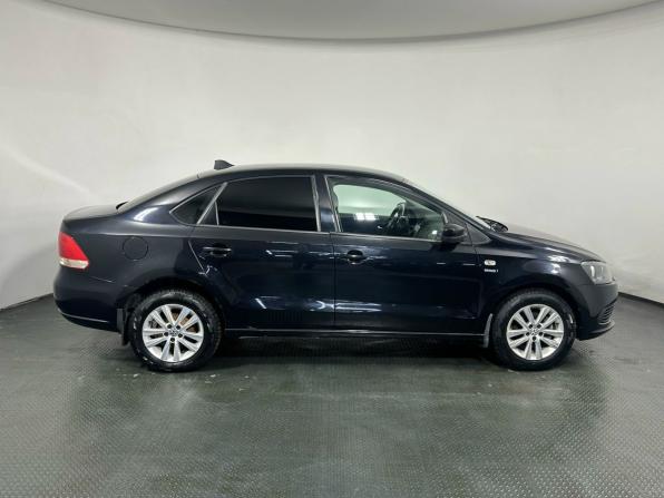 Volkswagen Polo V с пробегом 2013 года, цена 650 000 рублей, 232024 км, седан, Автокод Объявления