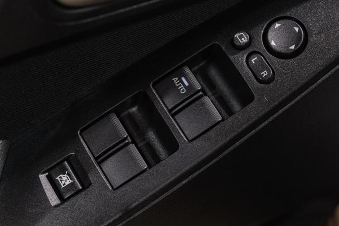Mazda 3 II (BL) Рестайлинг с пробегом 2012 года, цена 959 000 рублей, 241000 км, седан, Автокод Объявления