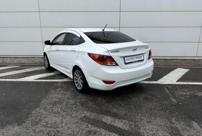 Hyundai Solaris I с пробегом 2014 года, цена 815 000 рублей, 164025 км, седан, Автокод Объявления