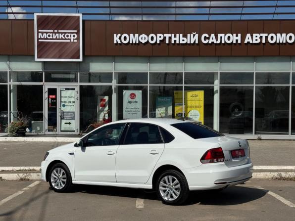 Volkswagen Polo V Рестайлинг с пробегом 2018 года, цена 955 000 рублей, 115000 км, седан, Автокод Объявления