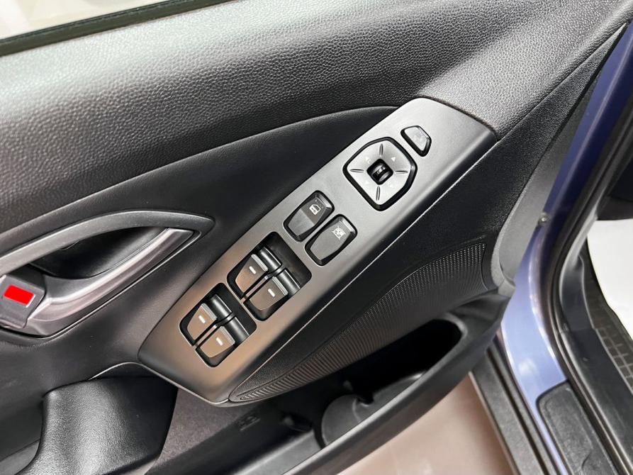 Hyundai ix35 I Рестайлинг Тверь  - изображение 14