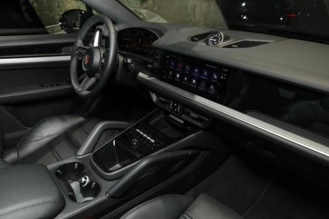 Новый Porsche Cayenne III Рестайлинг 2025 года, цена 16 500 000 рублей, внедорожник, Автокод Объявления