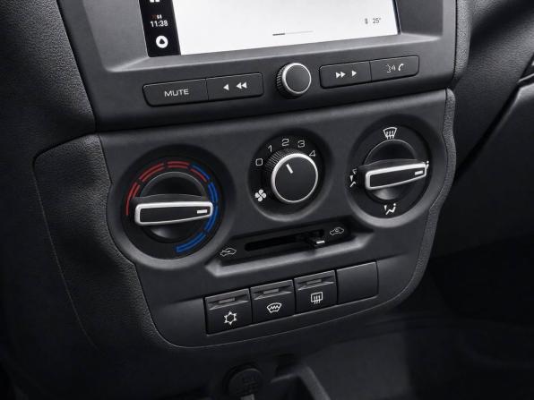 Lada (ВАЗ) Granta I Рестайлинг с пробегом 2024 года, цена 959 900 рублей, 9206 км, лифтбек, Автокод Объявления