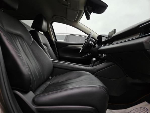 Mazda 6 III (GJ) Рестайлинг 2 с пробегом 2019 года, цена 1 999 000 рублей, 63000 км, седан, Автокод Объявления