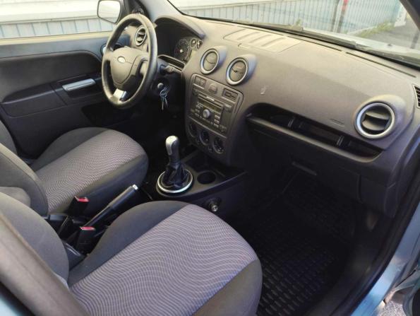 Ford Fusion I Рестайлинг с пробегом 2008 года, цена 380 000 рублей, 204079 км, хэтчбек, Автокод Объявления