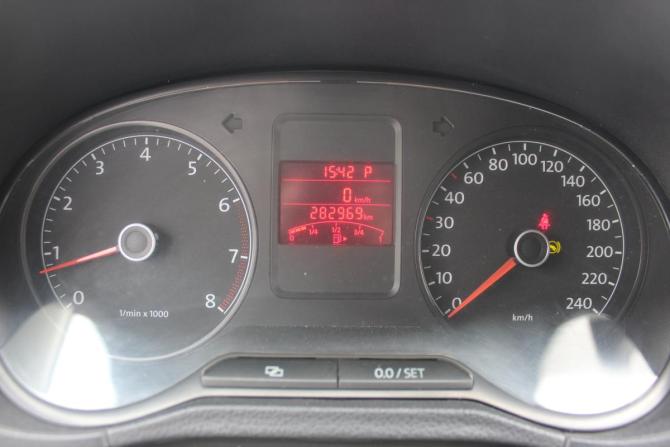 Volkswagen Polo V с пробегом 2012 года, цена 540 000 рублей, 282968 км, седан, Автокод Объявления