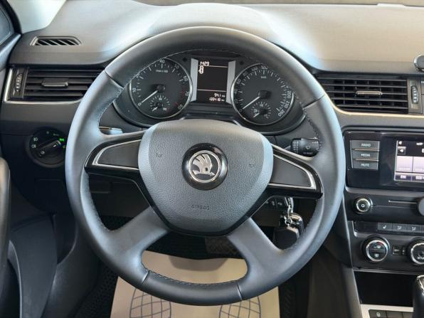 Skoda Octavia III (A7) с пробегом 2015 года, цена 1 393 000 рублей, 139417 км, лифтбек, Автокод Объявления