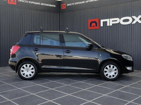 Skoda Fabia II Рестайлинг с пробегом 2012 года, цена 777 000 рублей, 99347 км, хэтчбек, Автокод Объявления
