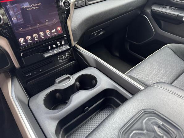 Ram 1500 V с пробегом 2019 года, цена 6 150 000 рублей, 117723 км, пикап, Автокод Объявления