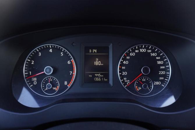 Volkswagen Jetta VI с пробегом 2012 года, цена 915 000 рублей, 136609 км, седан, Автокод Объявления