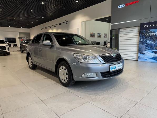 Skoda Octavia II (A5) Рестайлинг с пробегом 2013 года, цена 700 000 рублей, 344559 км, лифтбек, Автокод Объявления