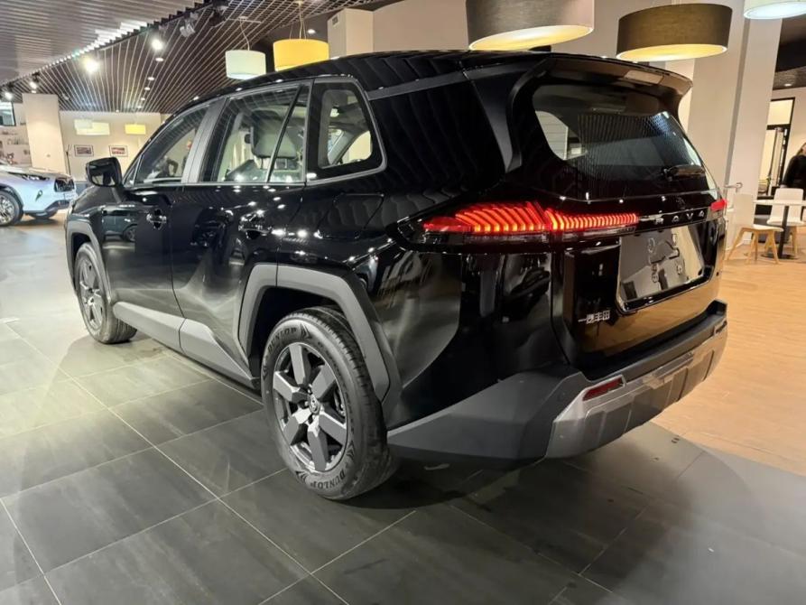 Toyota RAV4 VI (XA60) Москва  - изображение 4