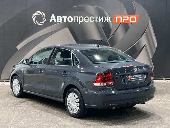 Volkswagen Polo V Рестайлинг с пробегом 2017 года, цена 950 000 рублей, 161616 км, седан, Автокод Объявления