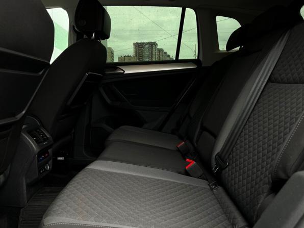 Volkswagen Tiguan II с пробегом 2020 года, цена 2 497 700 рублей, 105206 км, внедорожник, Автокод Объявления