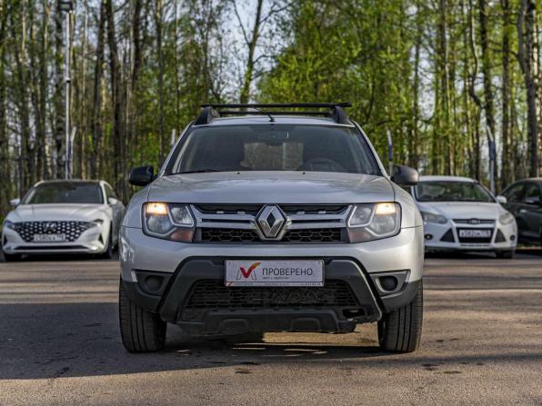 Renault Duster I Рестайлинг с пробегом 2016 года, цена 980 000 рублей, 193554 км, внедорожник, Автокод Объявления