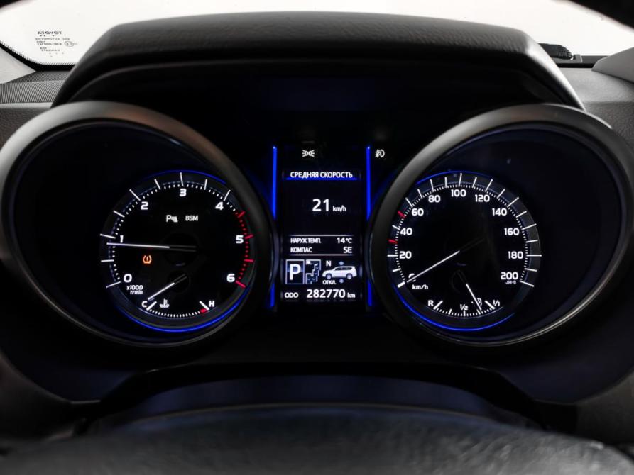Toyota Land Cruiser Prado 150 Series Рестайлинг 1 Санкт-Петербург  - изображение 24