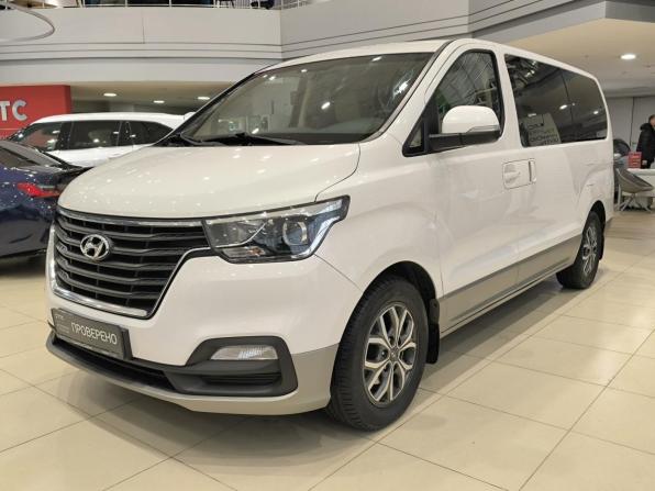 Hyundai H-1 II Рестайлинг 2 с пробегом 2021 года, цена 3 430 000 рублей, 71376 км, минивэн, Автокод Объявления