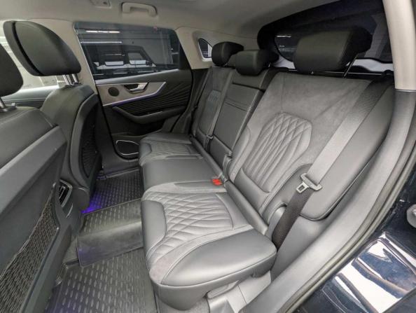Hongqi HS5 I Рестайлинг с пробегом 2024 года, цена 3 535 000 рублей, 22271 км, внедорожник, Автокод Объявления