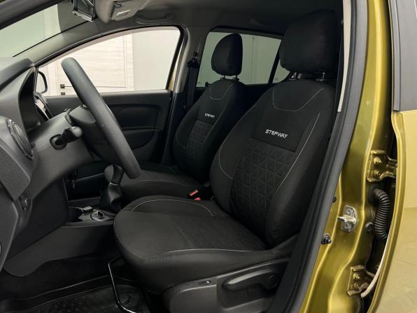 Renault Sandero II Рестайлинг с пробегом 2018 года, цена 1 099 000 рублей, 120000 км, хэтчбек, Автокод Объявления