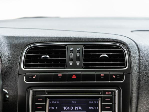 Volkswagen Polo V с пробегом 2013 года, цена 728 000 рублей, 237088 км, седан, Автокод Объявления