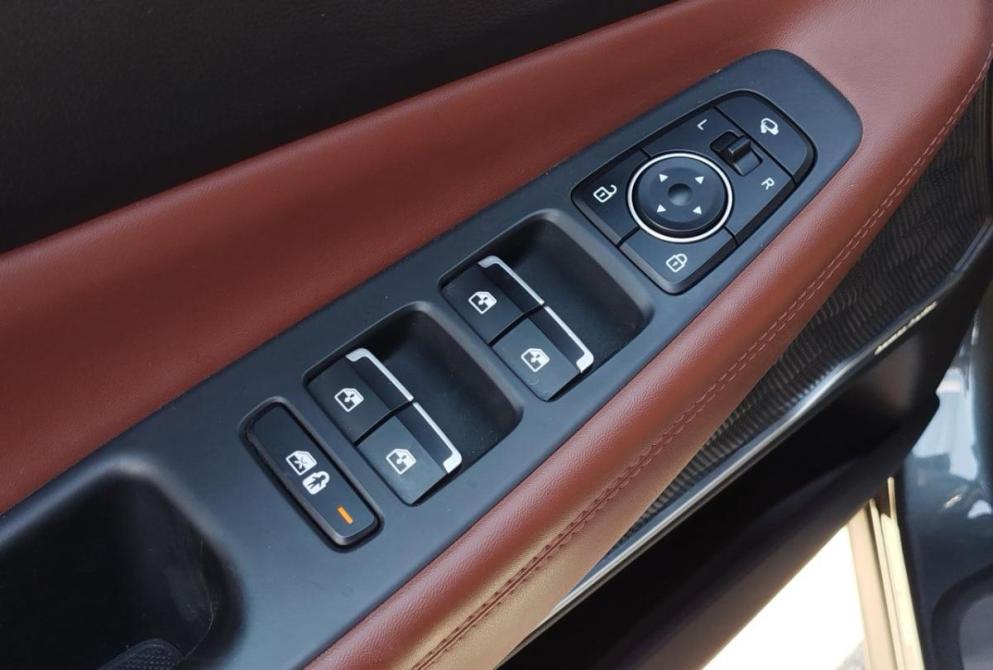Hyundai Santa Fe IV Рестайлинг Саратов  - изображение 24