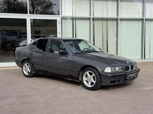 BMW 3 серии III (E36) с пробегом 1992 года, цена 285 000 рублей, 368641 км, седан, Автокод Объявления