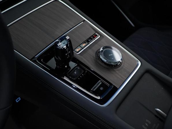 Geely Xingyue L I Рестайлинг с пробегом 2025 года, цена 4 390 055 рублей, 109 км, внедорожник, Автокод Объявления