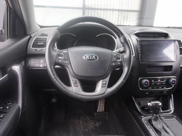 Kia Sorento II Рестайлинг с пробегом 2015 года, цена 1 713 000 рублей, 208000 км, внедорожник, Автокод Объявления