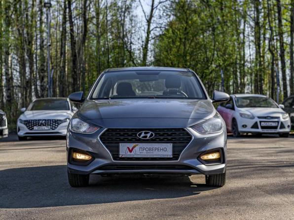 Hyundai Solaris II с пробегом 2018 года, цена 1 180 000 рублей, 147460 км, седан, Автокод Объявления