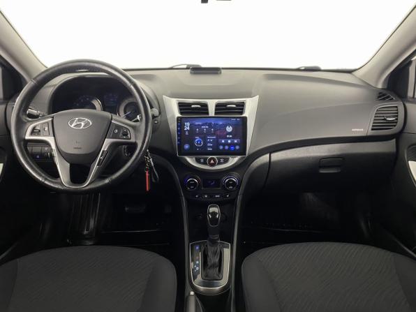 Hyundai Solaris I Рестайлинг с пробегом 2015 года, цена 1 100 000 рублей, 118419 км, седан, Автокод Объявления