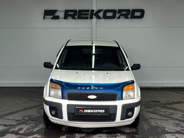 Ford Fusion I Рестайлинг с пробегом 2006 года, цена 329 000 рублей, 263402 км, хэтчбек, Автокод Объявления