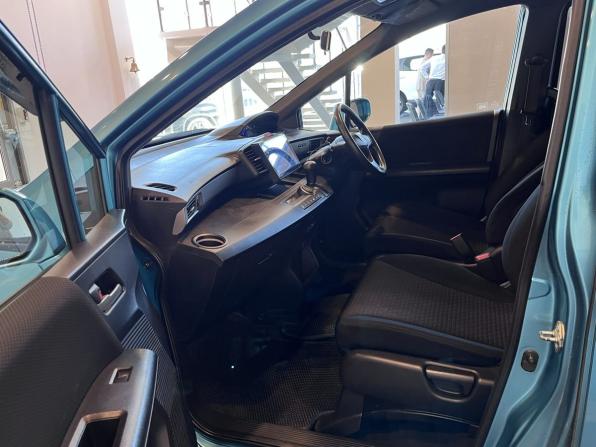 Honda Freed I с пробегом 2010 года, цена 1 020 000 рублей, 187871 км, компактвэн, Автокод Объявления