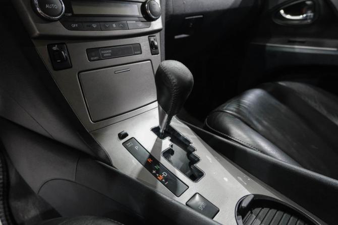 Toyota Avensis III с пробегом 2010 года, цена 1 149 000 рублей, 248000 км, седан, Автокод Объявления
