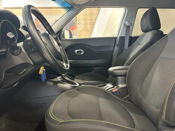 Kia Soul II с пробегом 2015 года, цена 1 430 000 рублей, 77577 км, хэтчбек, Автокод Объявления