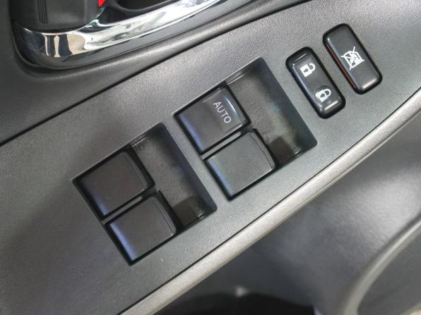 Toyota RAV4 III (XA30) Рестайлинг с пробегом 2011 года, цена 1 179 000 рублей, 243670 км, внедорожник, Автокод Объявления