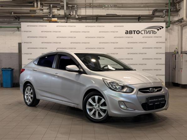 Hyundai Solaris I с пробегом 2011 года, цена 539 000 рублей, 209558 км, седан, Автокод Объявления