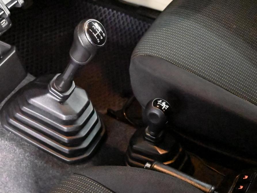 Suzuki Jimny IV Екатеринбург  - изображение 15