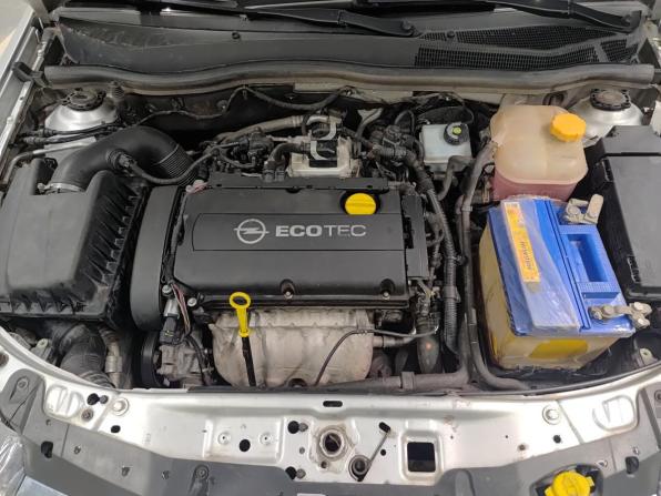 Opel Astra H Рестайлинг с пробегом 2012 года, цена 495 000 рублей, 202405 км, седан, Автокод Объявления