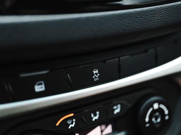 Lada (ВАЗ) Vesta I с пробегом 2019 года, цена 1 179 000 рублей, 101500 км, универсал, Автокод Объявления
