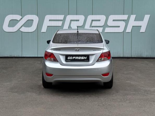 Hyundai Solaris I с пробегом 2014 года, цена 1 069 000 рублей, 143780 км, седан, Автокод Объявления
