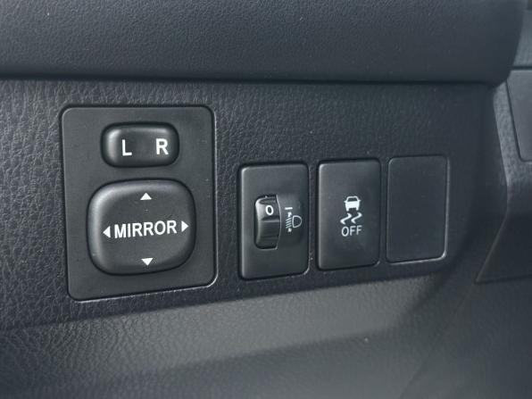 Toyota RAV4 IV (XA40) с пробегом 2015 года, цена 2 130 000 рублей, 121548 км, внедорожник, Автокод Объявления