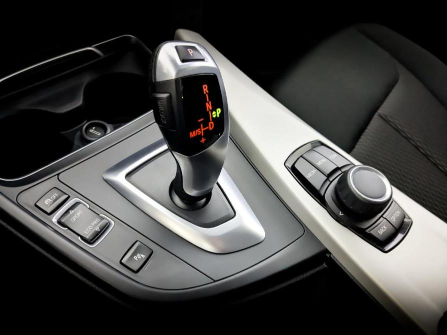 BMW 3 серии VI (F3x) Рестайлинг Москва  - изображение 25